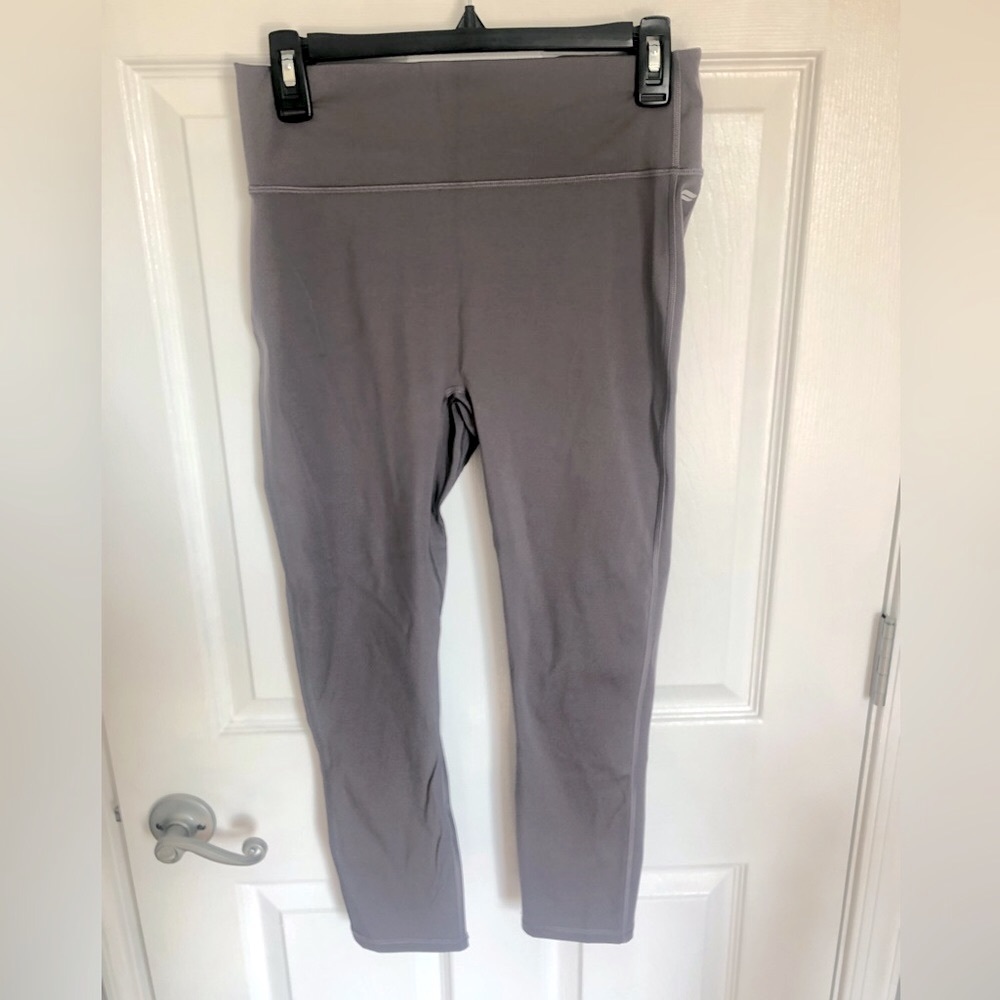 Fabletics Cropped Leggings